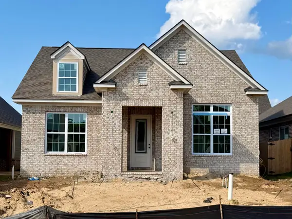 10230 LOUANNE DR, Collierville, TN 38017