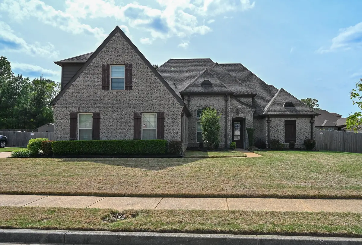 5093 LAUREL SPRINGS DR, Memphis, TN 38125 - #1