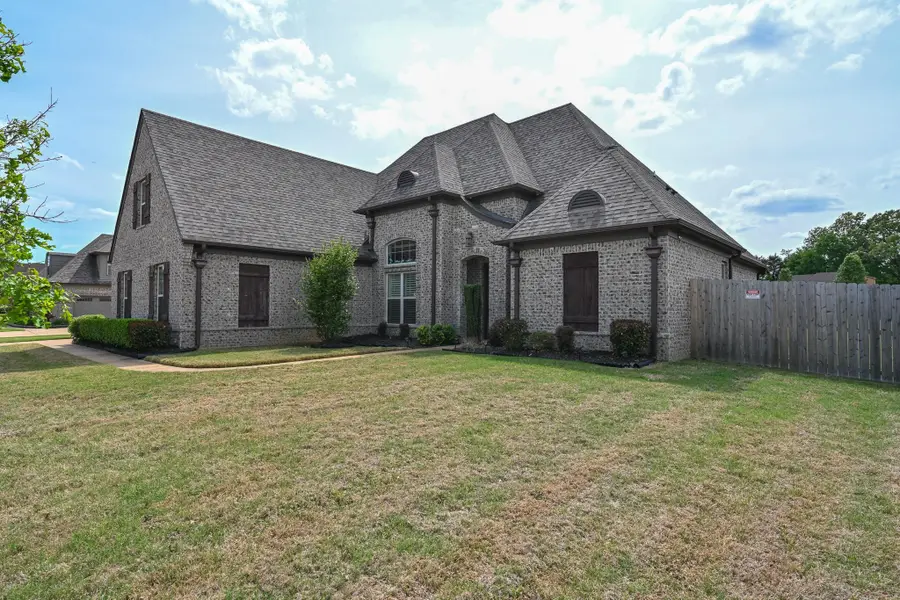 5093 LAUREL SPRINGS DR, Memphis, TN 38125 - #3