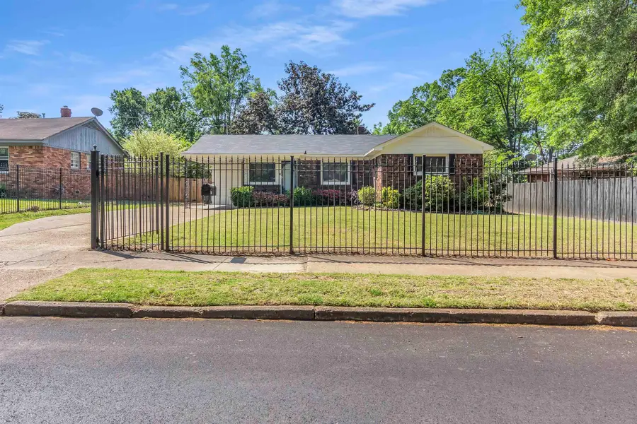 4011 COMANCHE RD, Memphis, TN 38118 - #3