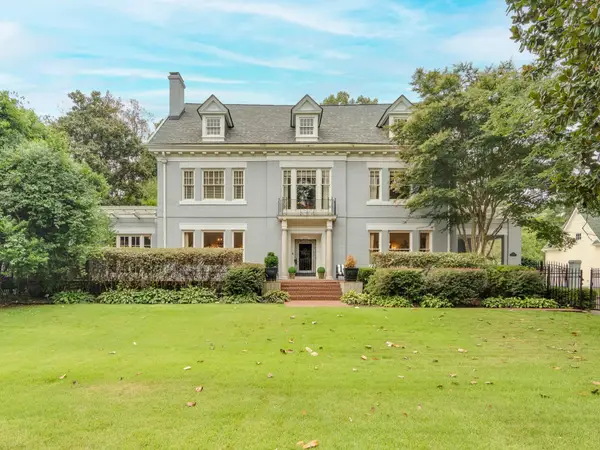 2221 POPLAR AVE, Memphis, TN 38104