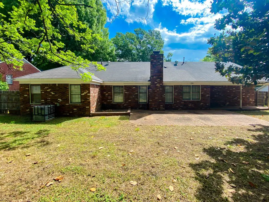 2877 KENNETH ST, Memphis, TN 38128 - #2