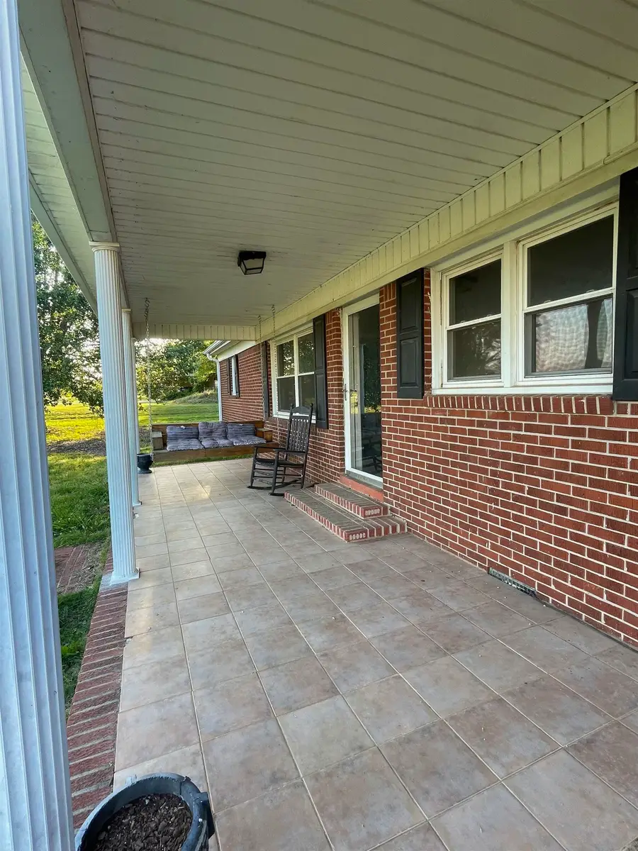 598 GILCHRIST RD, Adamsville, TN 38310-4909 - #2