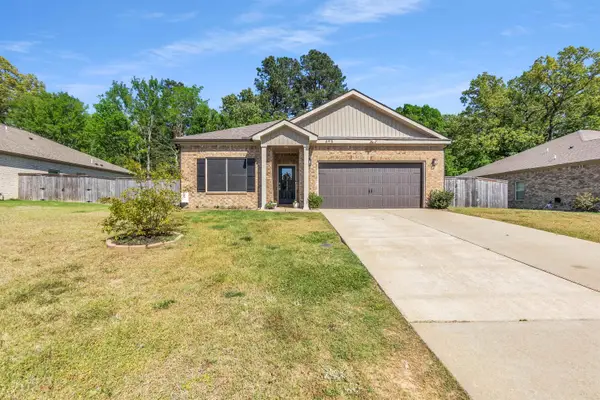 495 BEAU TISDALE DR, Oakland, TN 38060