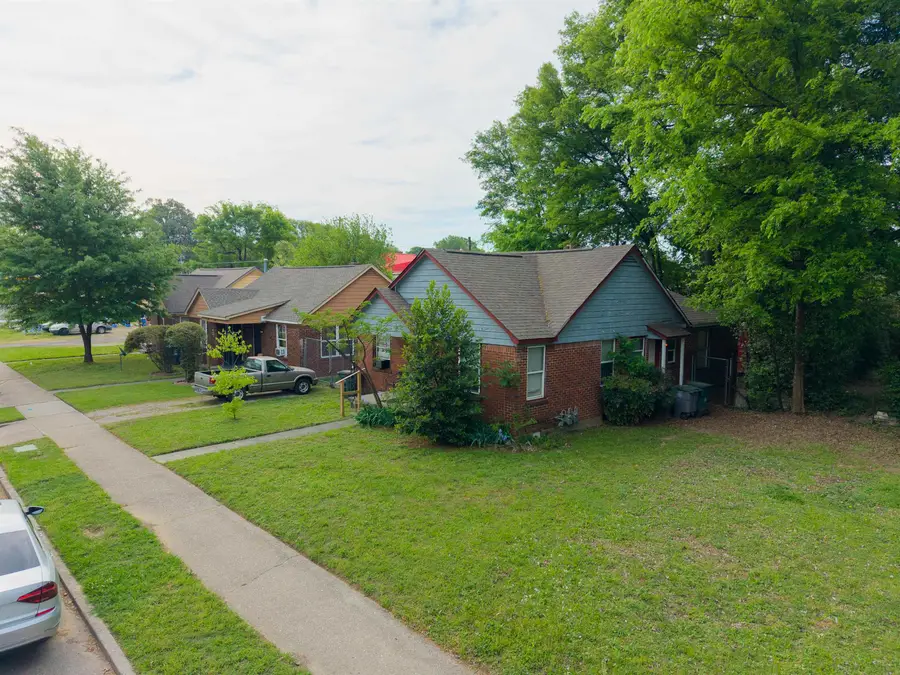 1327 PEACH AVE #1327,1329,1323,1325,1319,1321, Memphis, TN 38104 - #3