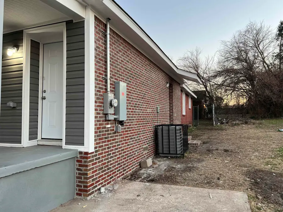 2545 SPOTTSWOOD AVE, Memphis, TN 38114 - #2