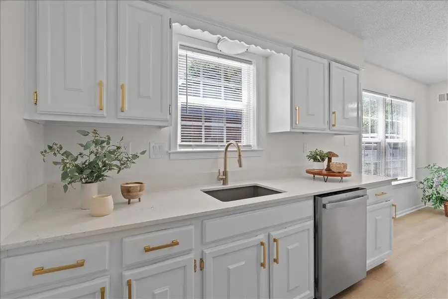 3083 LIVE OAK ST, Memphis, TN 38115 - #3