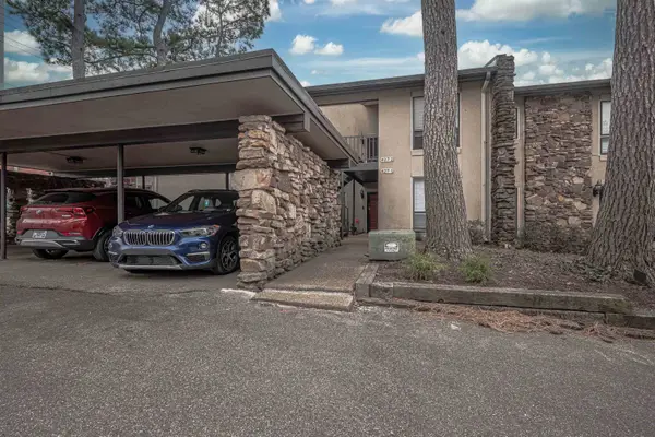 427 S PERKINS DR #427-2, Memphis, TN 38117