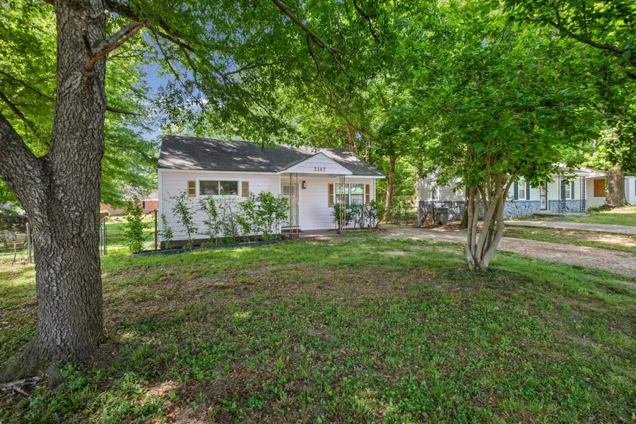 2147 CLIFTON AVE, Memphis, TN 38127 - #2