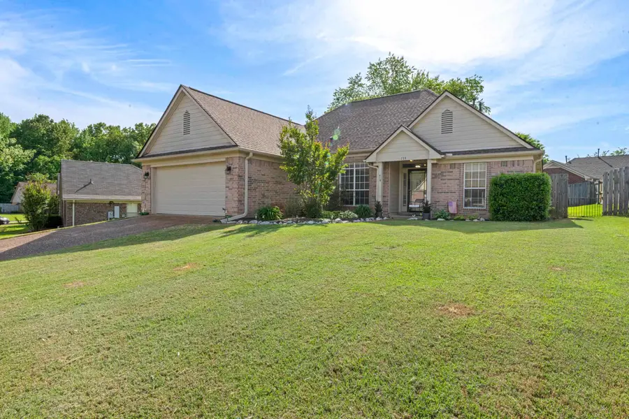 155 WINDING CREEK DR, Oakland, TN 38060 - #2