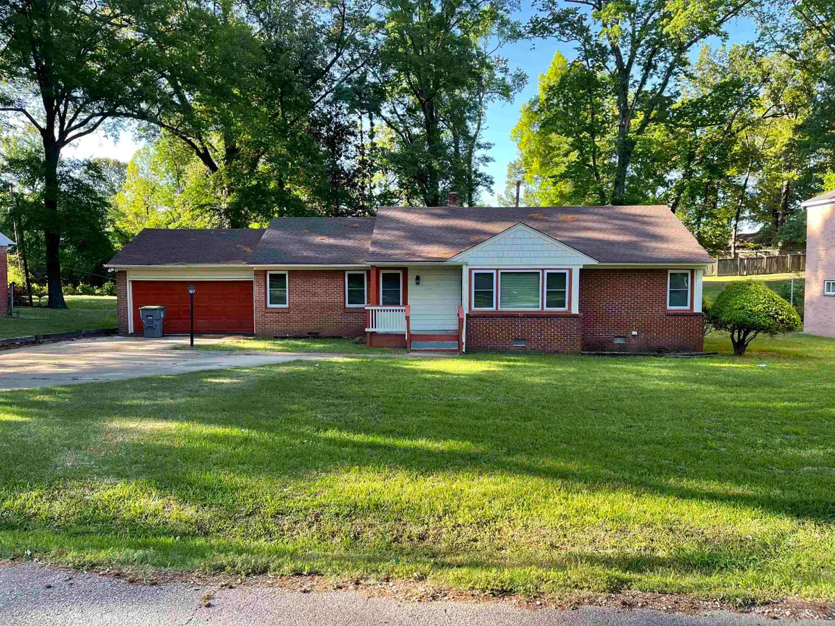 895 ENFIELD RD, Memphis, TN 38116 - #1