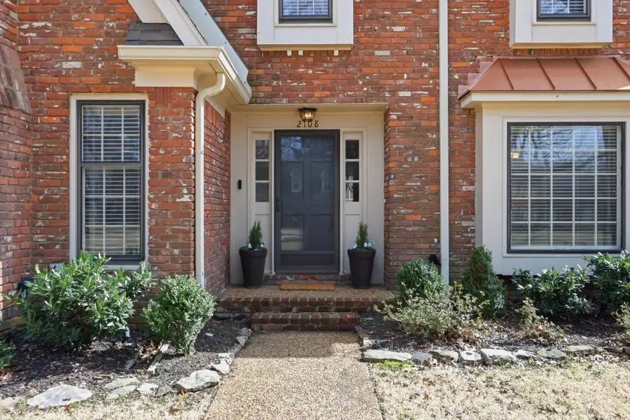 2108 PRESTWICK DR, Germantown, TN 38139 - #2