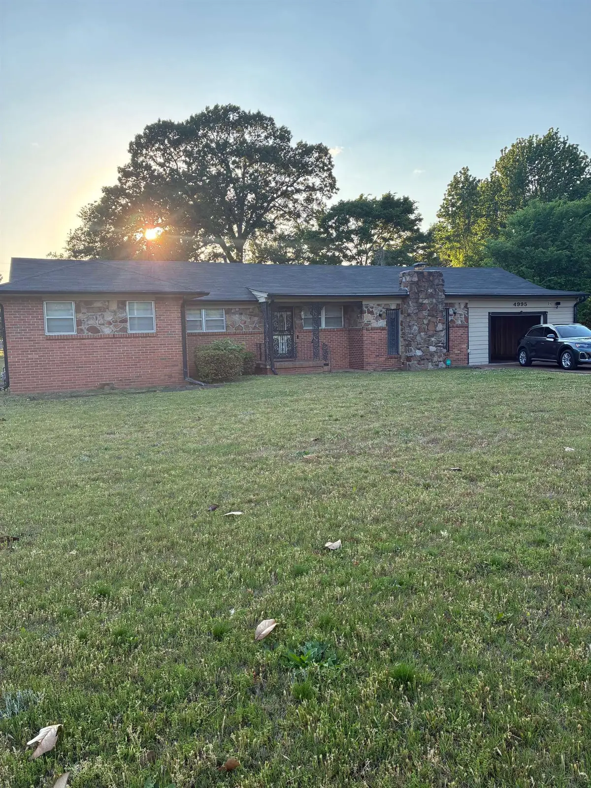 4995 HORN LAKE RD, Memphis, TN 38109 - #1