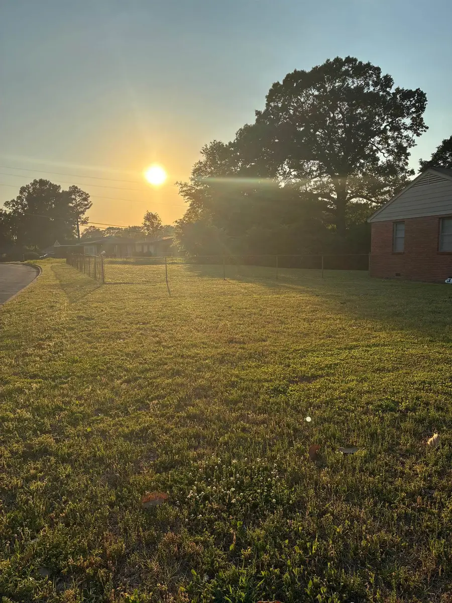 4995 HORN LAKE RD, Memphis, TN 38109 - #2