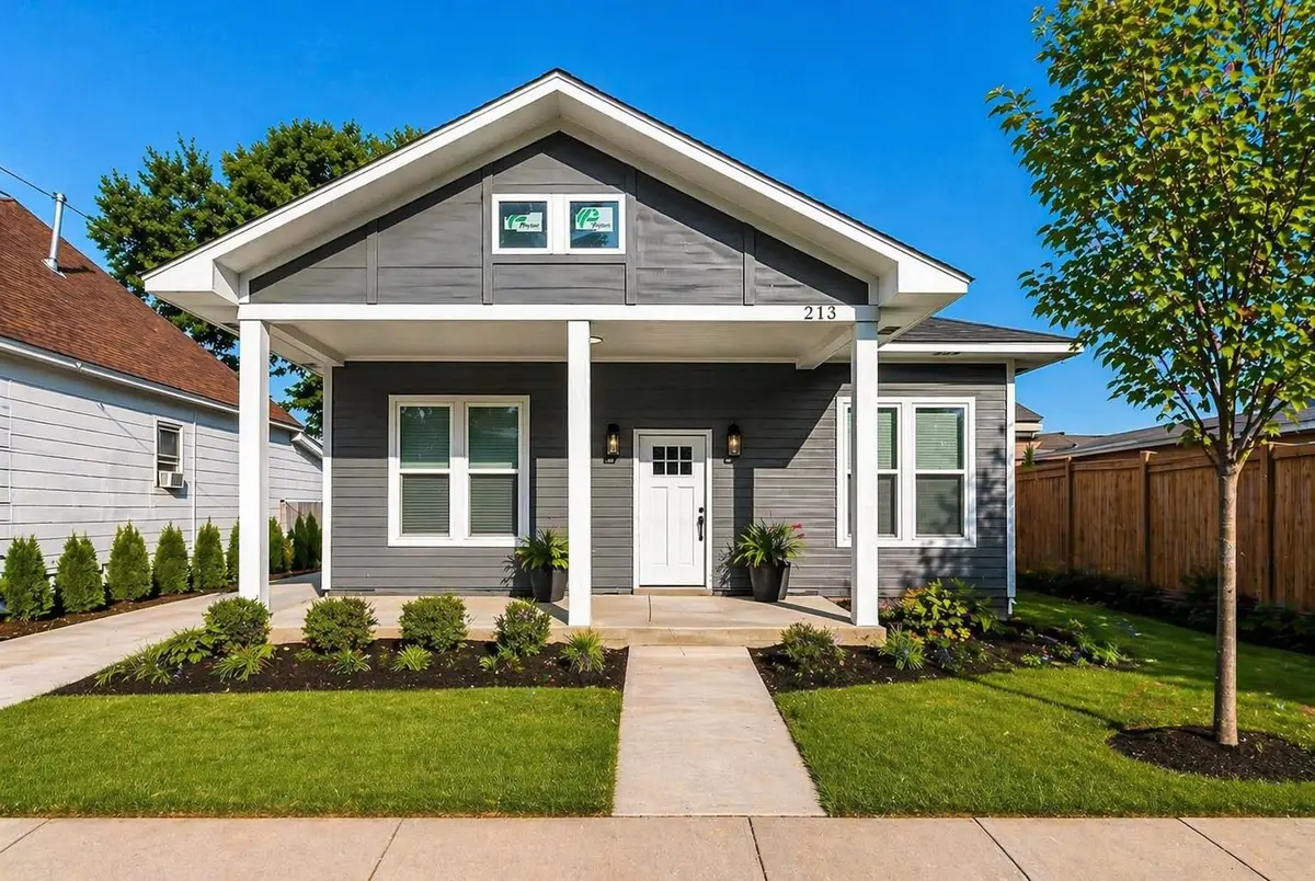 213 N WATKINS AVE, Memphis, TN 38104 - #1