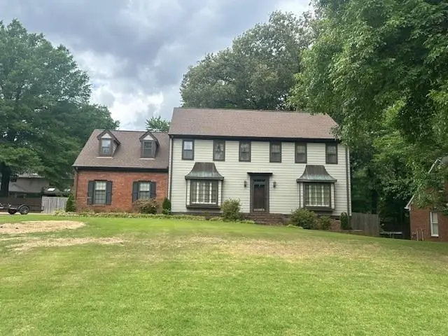 1915 HIDDEN OAKS DR, Germantown, TN 38138 - #1
