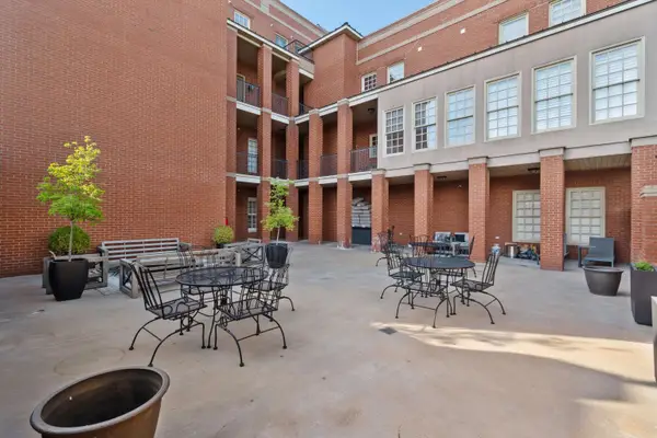 65 E PONTOTOC AVE #101, Memphis, TN 38103