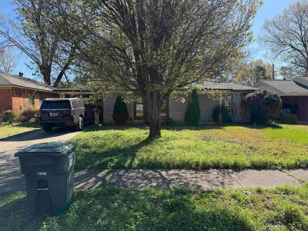 1640 CRANFORD RD, Memphis, TN 38117