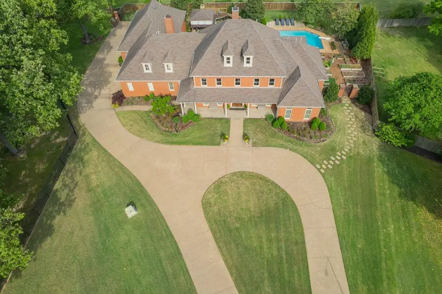 9658 E DOVE MEADOW CV, Germantown, TN 38139 - #2