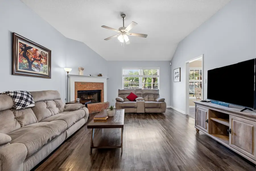 8710 OLD POST RD, Cordova, TN 38018 - #3