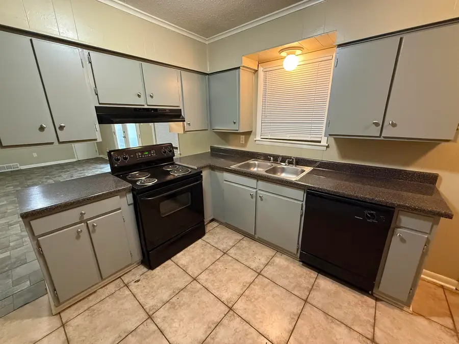 4450 TENA DR, Memphis, TN 38128 - #3