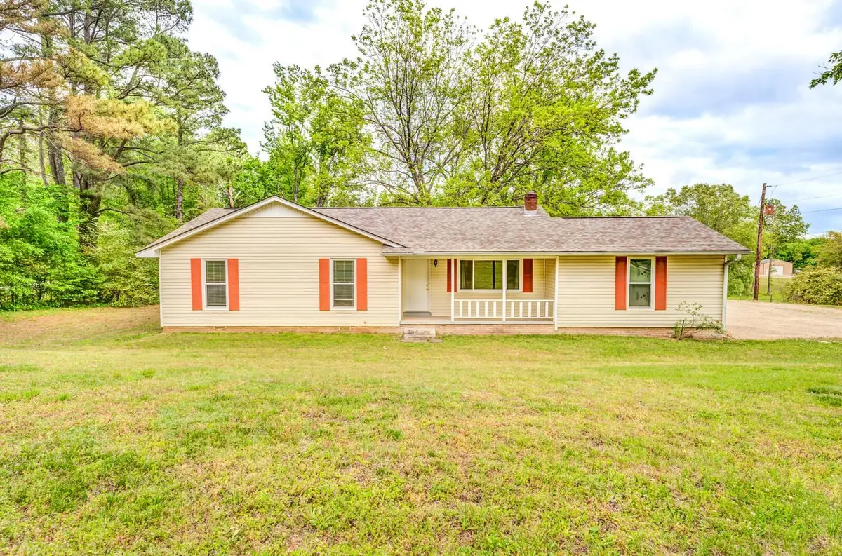 6125 WARREN RD, Oakland, TN 38060 - #1