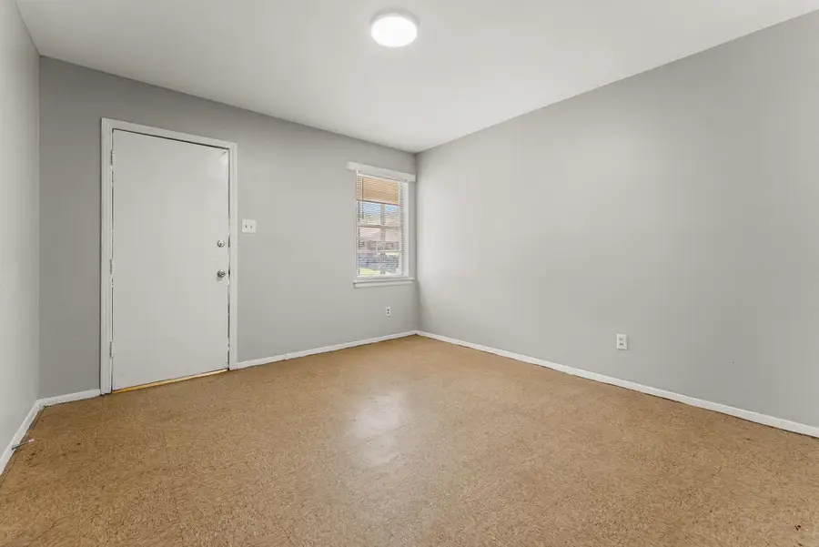 1461 BOXWOOD ST, Memphis, TN 38108 - #3