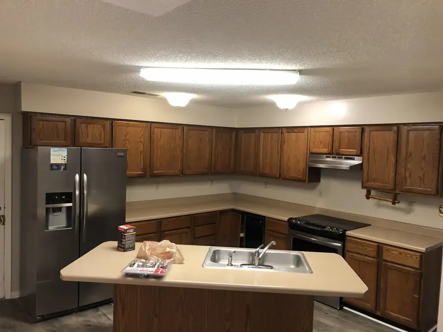 6770 CASTLEGATE LN, Memphis, TN 38141 - #3