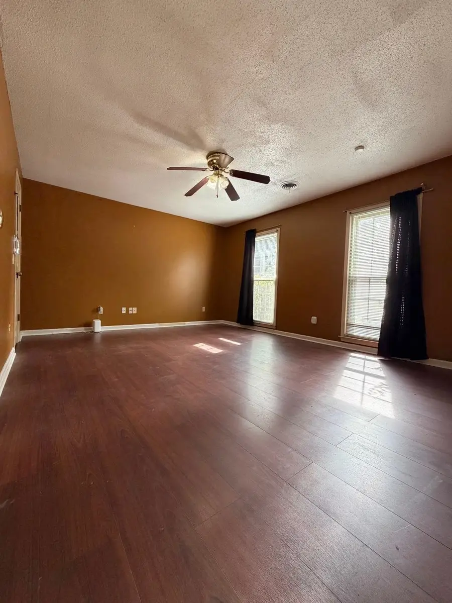 4154 OLD VILLAGE LN, Memphis, TN 38125 - #3