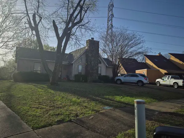 3052 BAYVIEW DR, Memphis, TN 38127