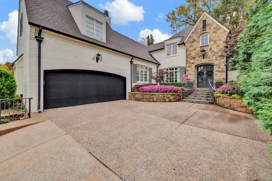 1910 CHATSWORTH DR, Germantown, TN 38138 - #2