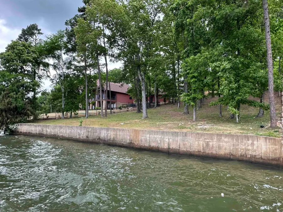 240 BREATHTAKING LOOP, Savannah, TN 38372 - #2