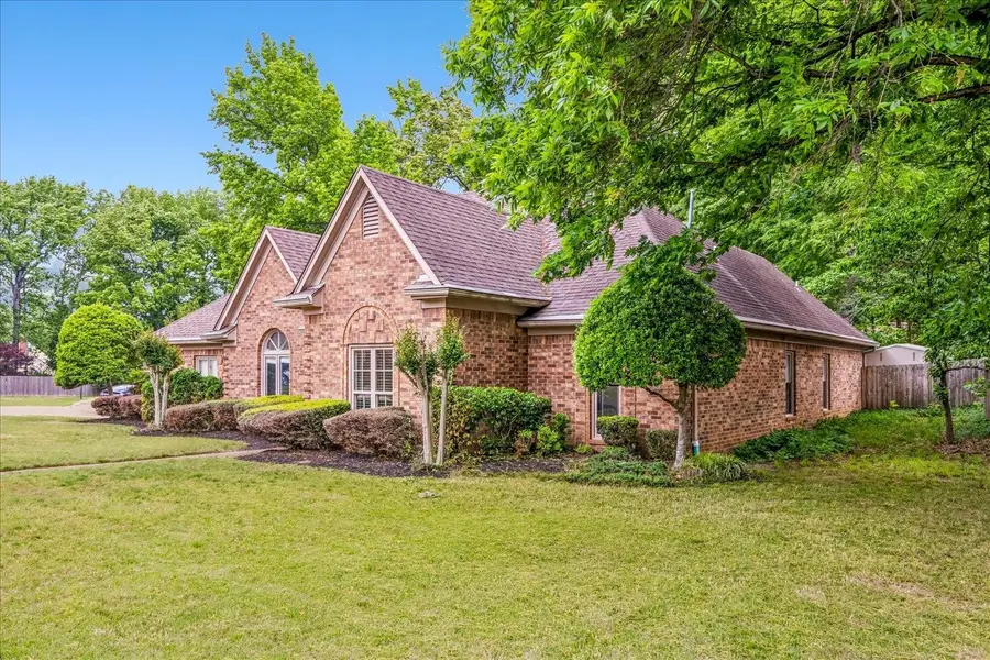 8752 E CARROLLWOOD LN, Cordova, TN 38016 - #2