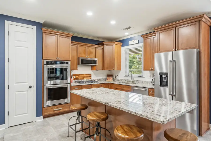 10220 HERONS RIDGE DR, Lakeland, TN 38002 - #2