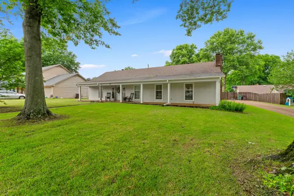 198 E GRAYCREST AVE, Collierville, TN 38017