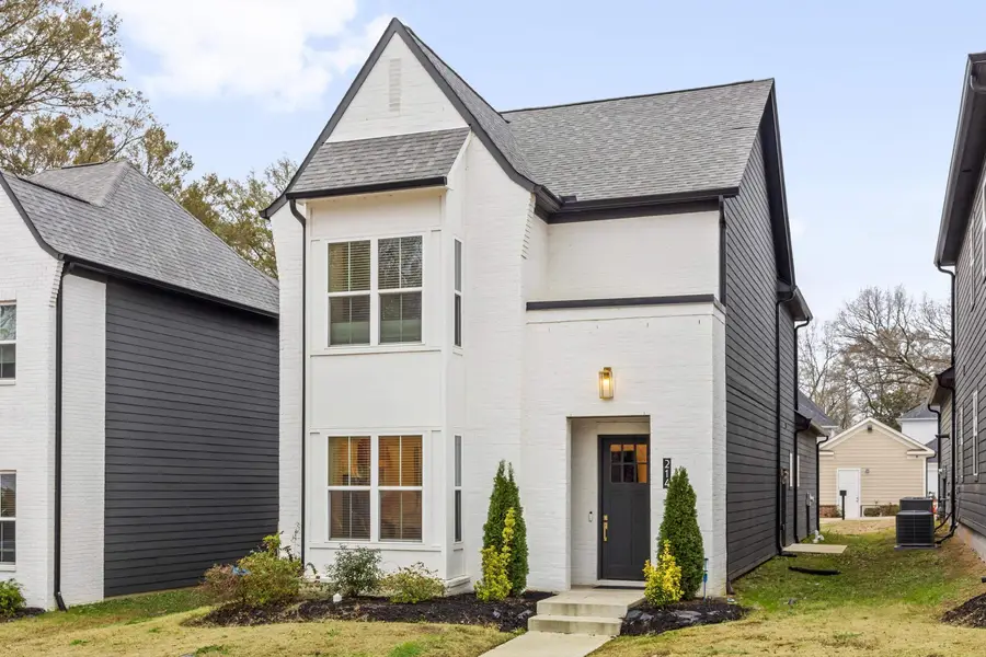 214 MCCOWAT ST, Jackson, TN 38301-5272 - #2