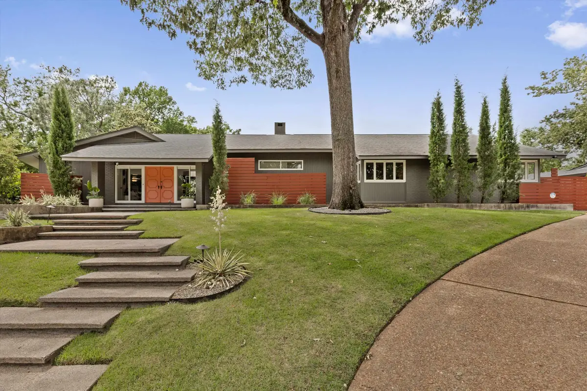 349 SHADY WOODS CV, Memphis, TN 38120 - #1