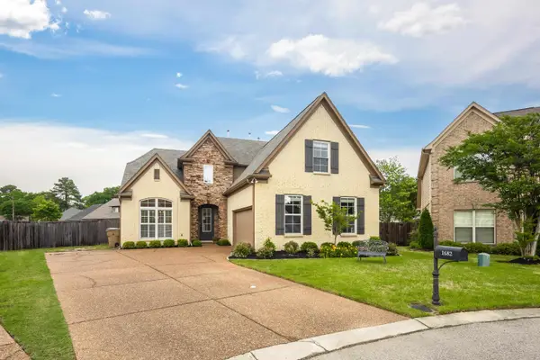1682 NEWTON OAK CV, Memphis, TN 38117