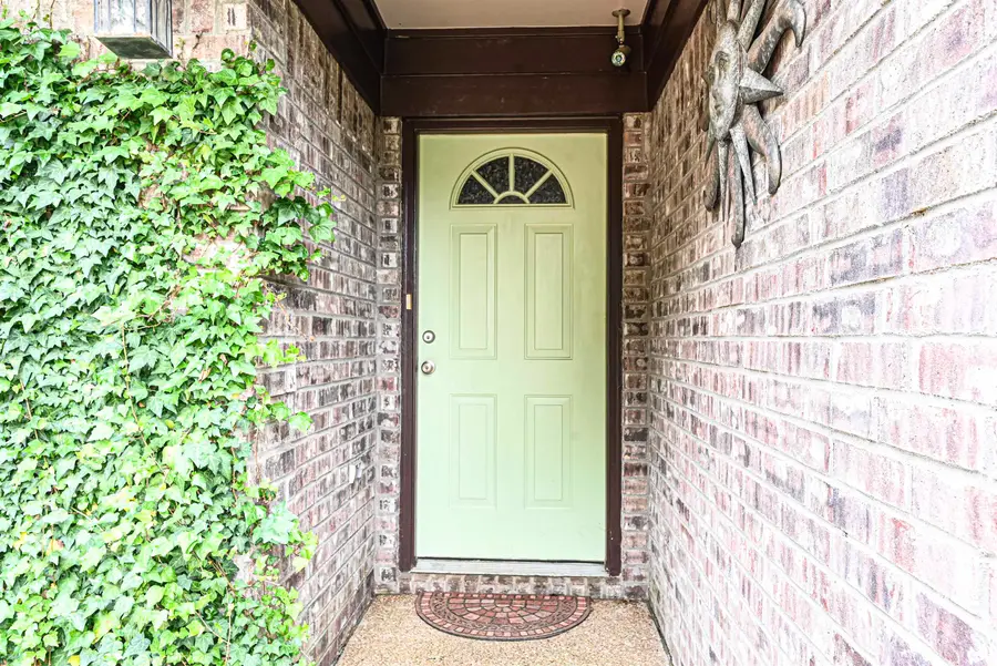 6437 INNISWOOD DR, Bartlett, TN 38135 - #3