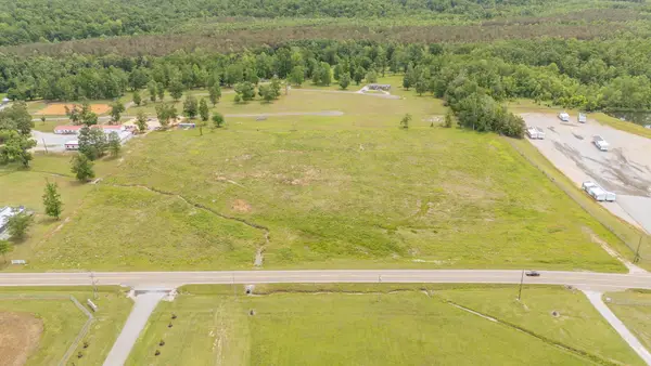 2870 226 HWY, Savannah, TN 38372-5641