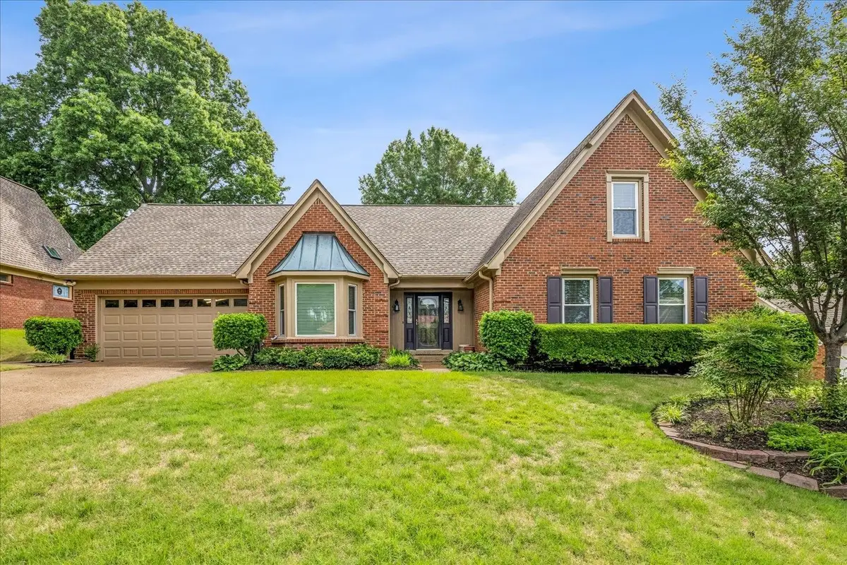 888 WAIF WOODS LN, Cordova, TN 38018 - #1