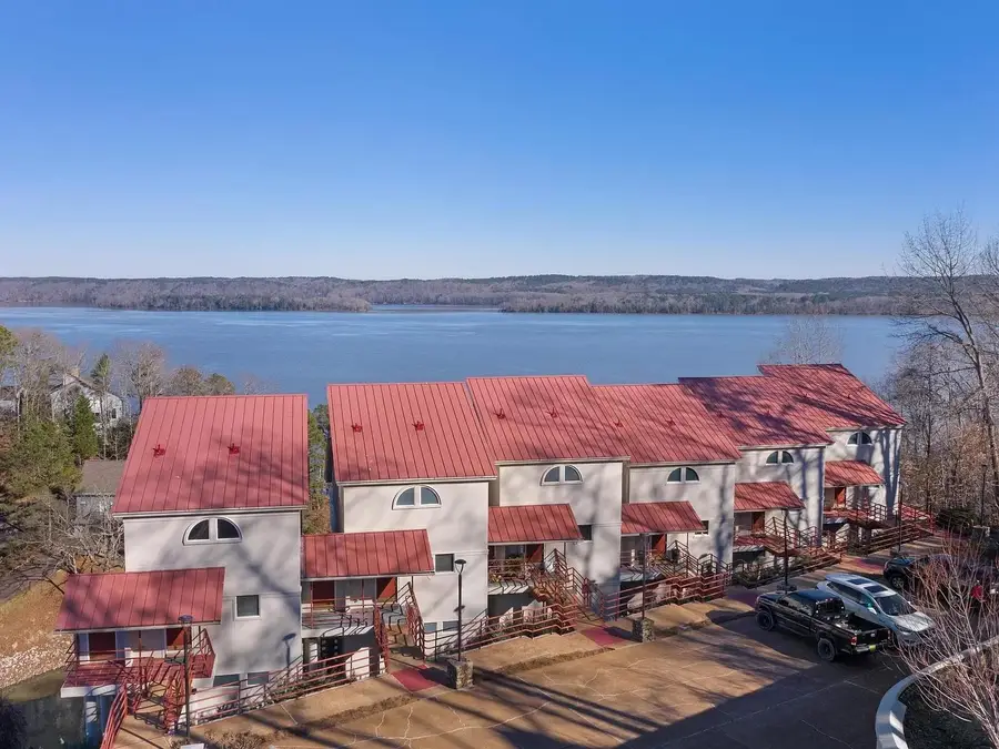 165 LAKESHORE DR #8, Counce, TN 38326 - #2