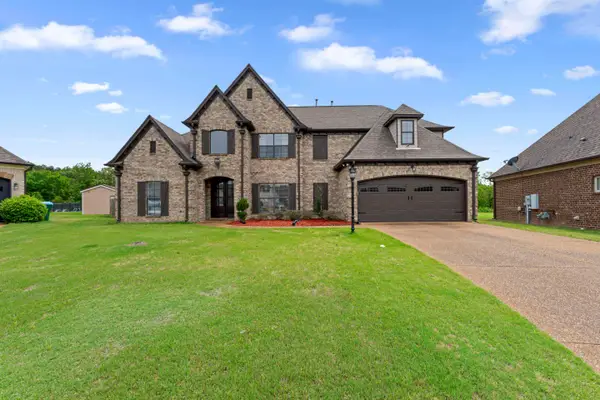 310 MISTY FIELDS CV, Oakland, TN 38060