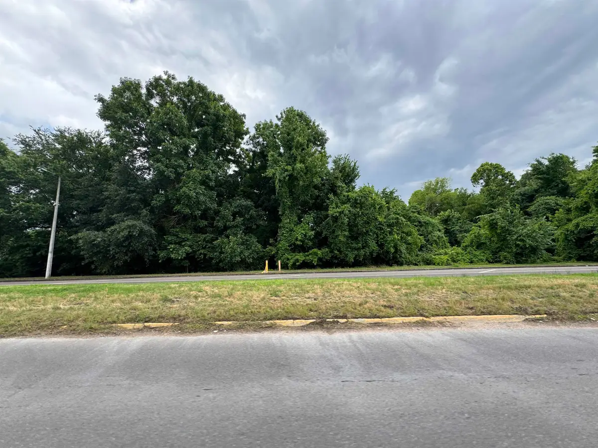 5105 PLEASANT VIEW RD, Memphis, TN 38134 - #1