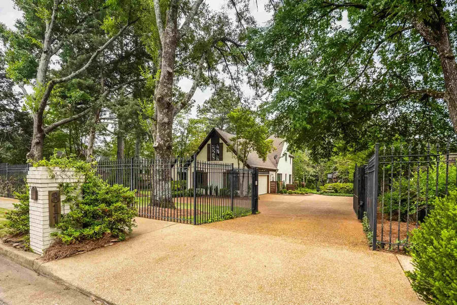 811 SWEETBRIER RD, Memphis, TN 38120 - #3
