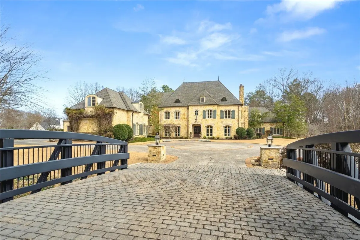 9504 DOGWOOD RD, Germantown, TN 38139 - #1