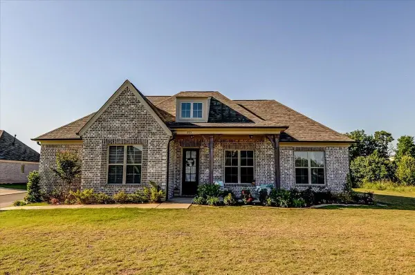 8705 BEDFORDSHIRE DR, Bartlett, TN 38133