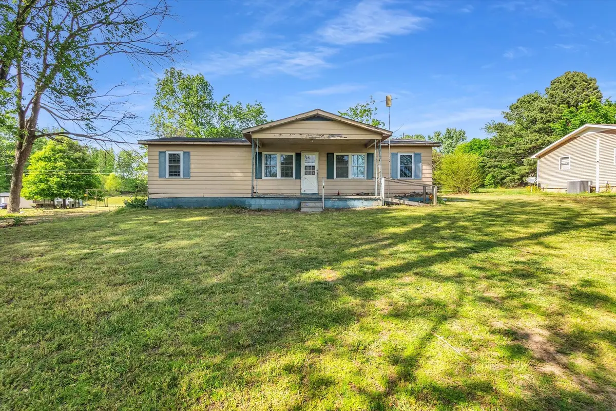 216 BURCH RD, Dyersburg, TN 38024 - #1