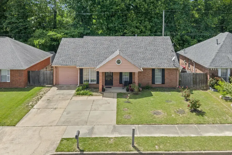 2515 PARKVIEW DR, Memphis, TN 38128 - #2