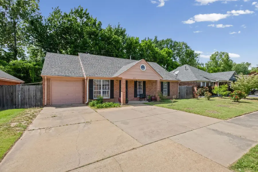 2515 PARKVIEW DR, Memphis, TN 38128 - #3